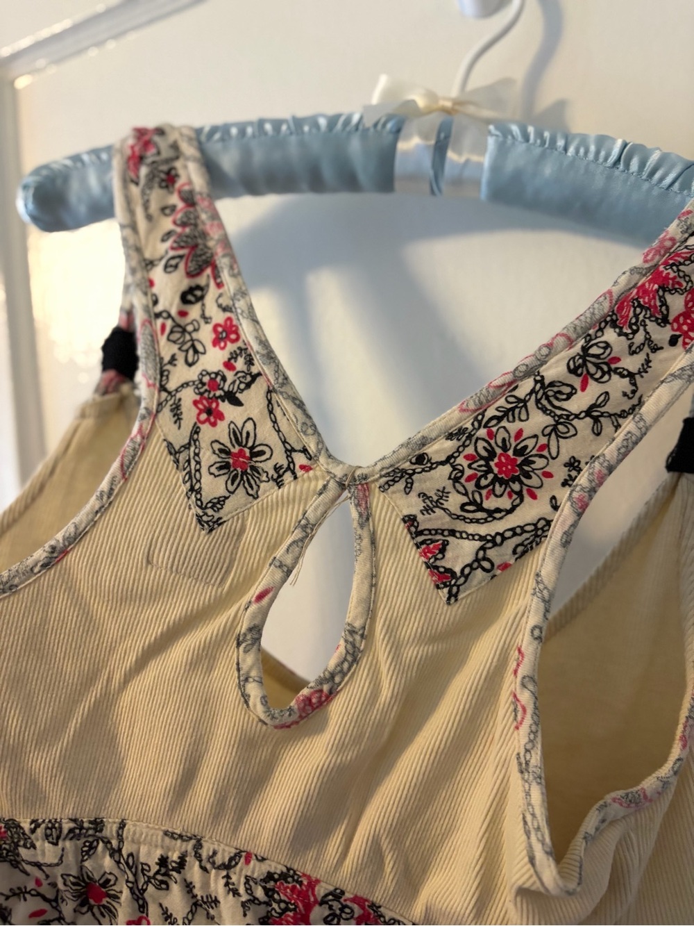 Vintage Free People Kitschy Beaded Paisley Babydoll Tank - Picture 4 of 6